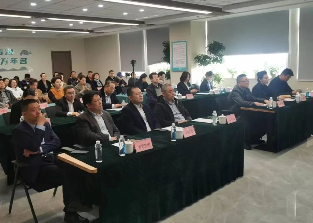 122121.jpg 122121.jpg