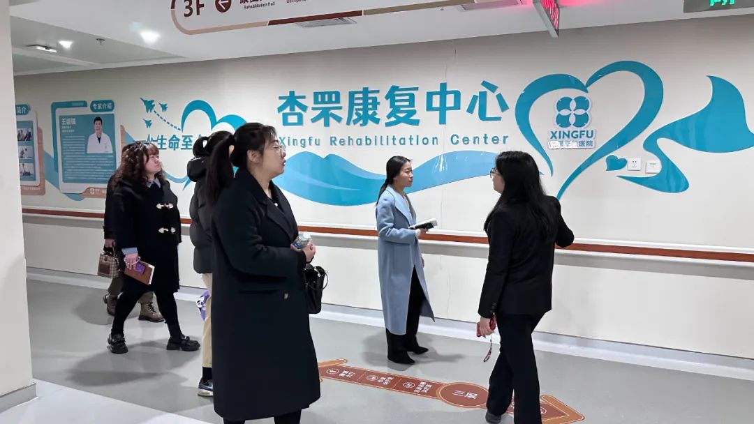 98647563.jpg 98647563.jpg